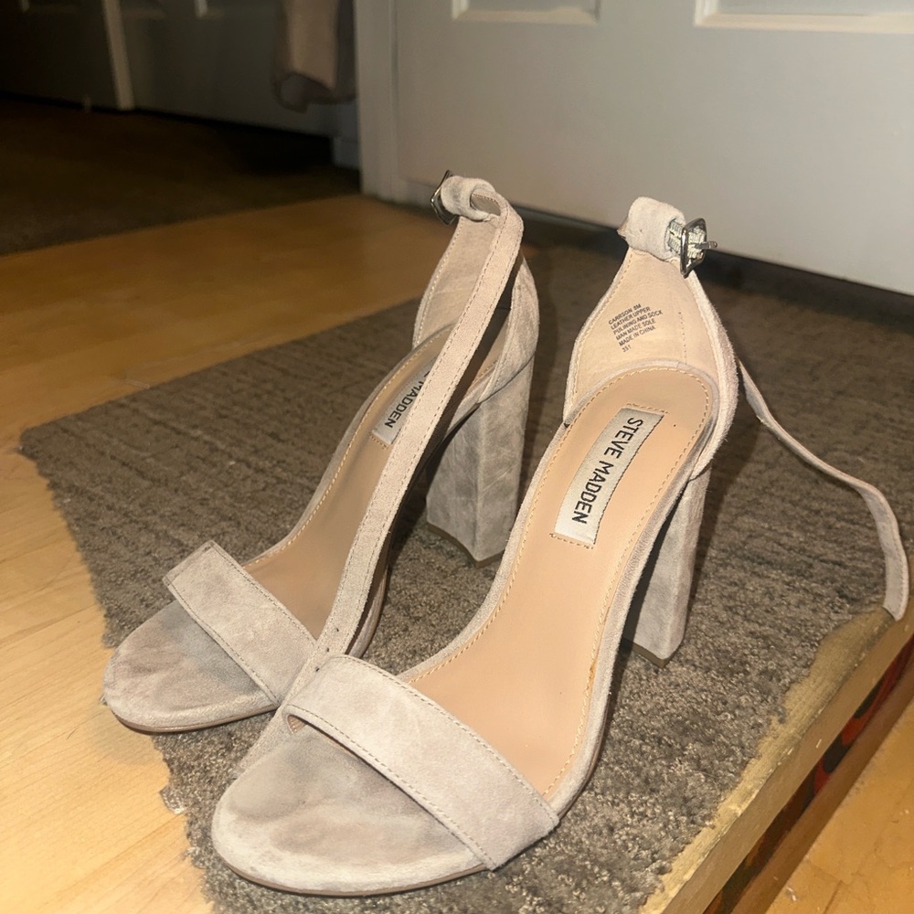 Steve Madden Women's Beige Block Heel Sandals